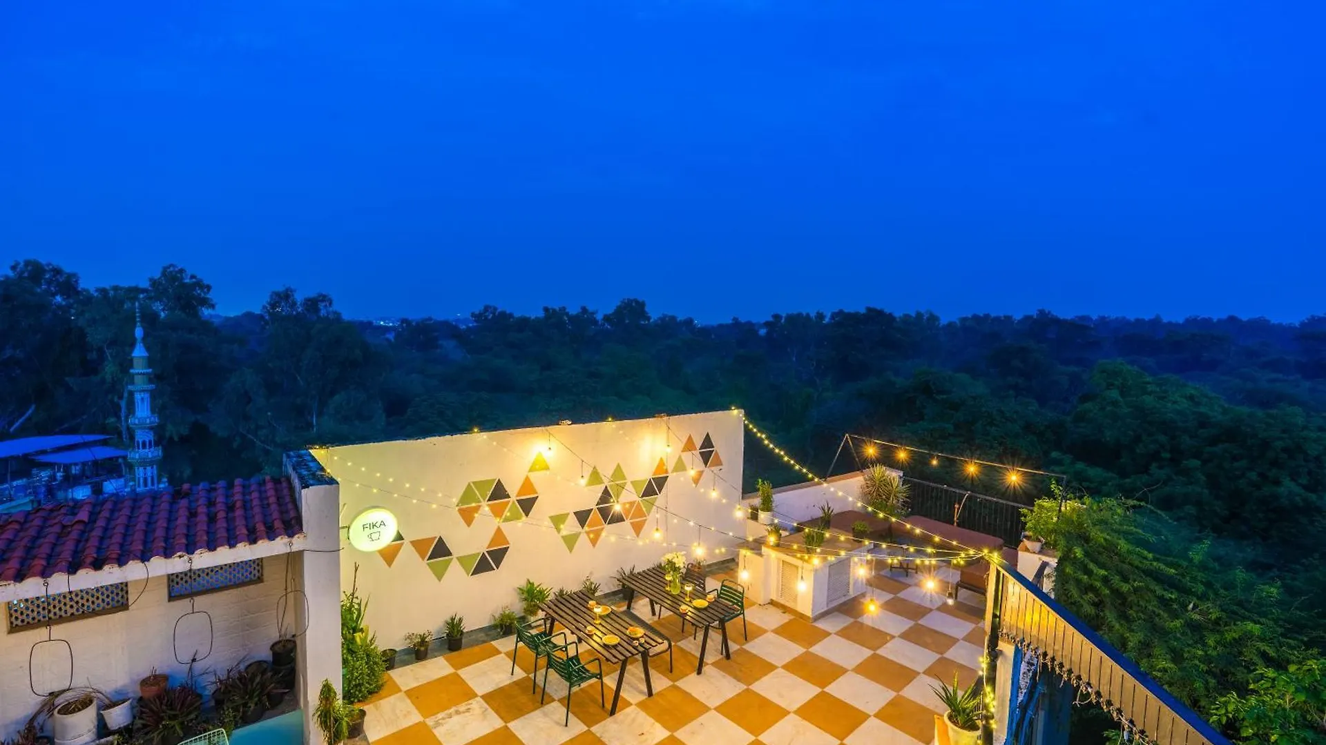 Minimalist One Hauz Khas Village Yeni Delhi Hindistan