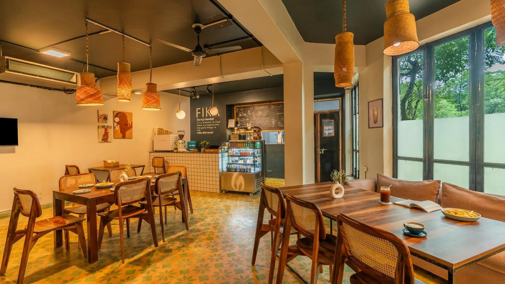 Minimalist One Hauz Khas Village Yeni Delhi
