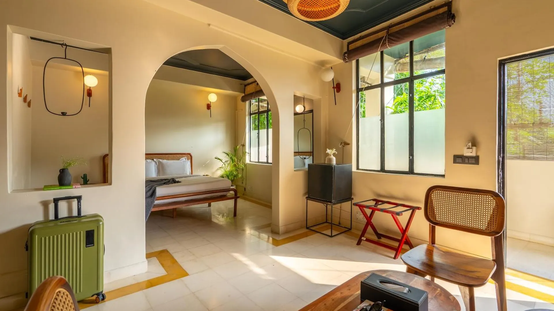 *** Otel Minimalist One Hauz Khas Village Yeni Delhi Hindistan