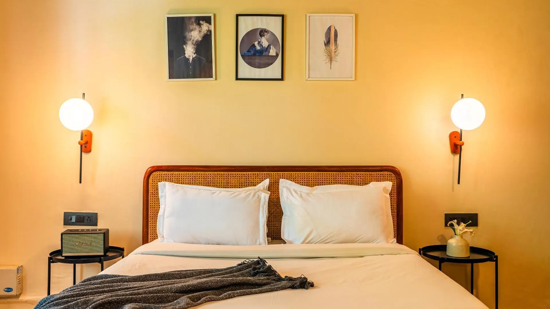 Otel Minimalist One Hauz Khas Village Yeni Delhi
