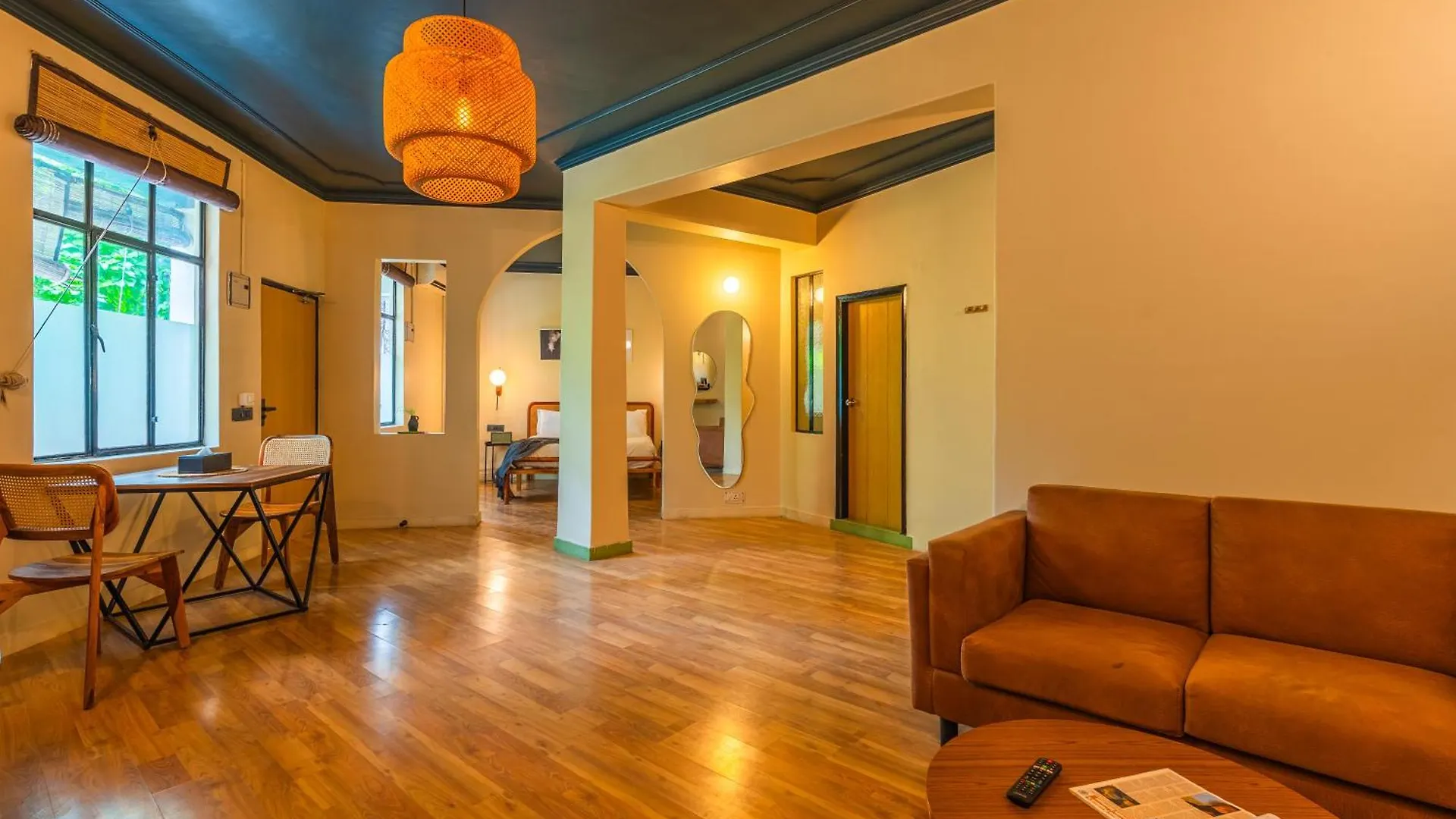 Otel Minimalist One Hauz Khas Village Yeni Delhi